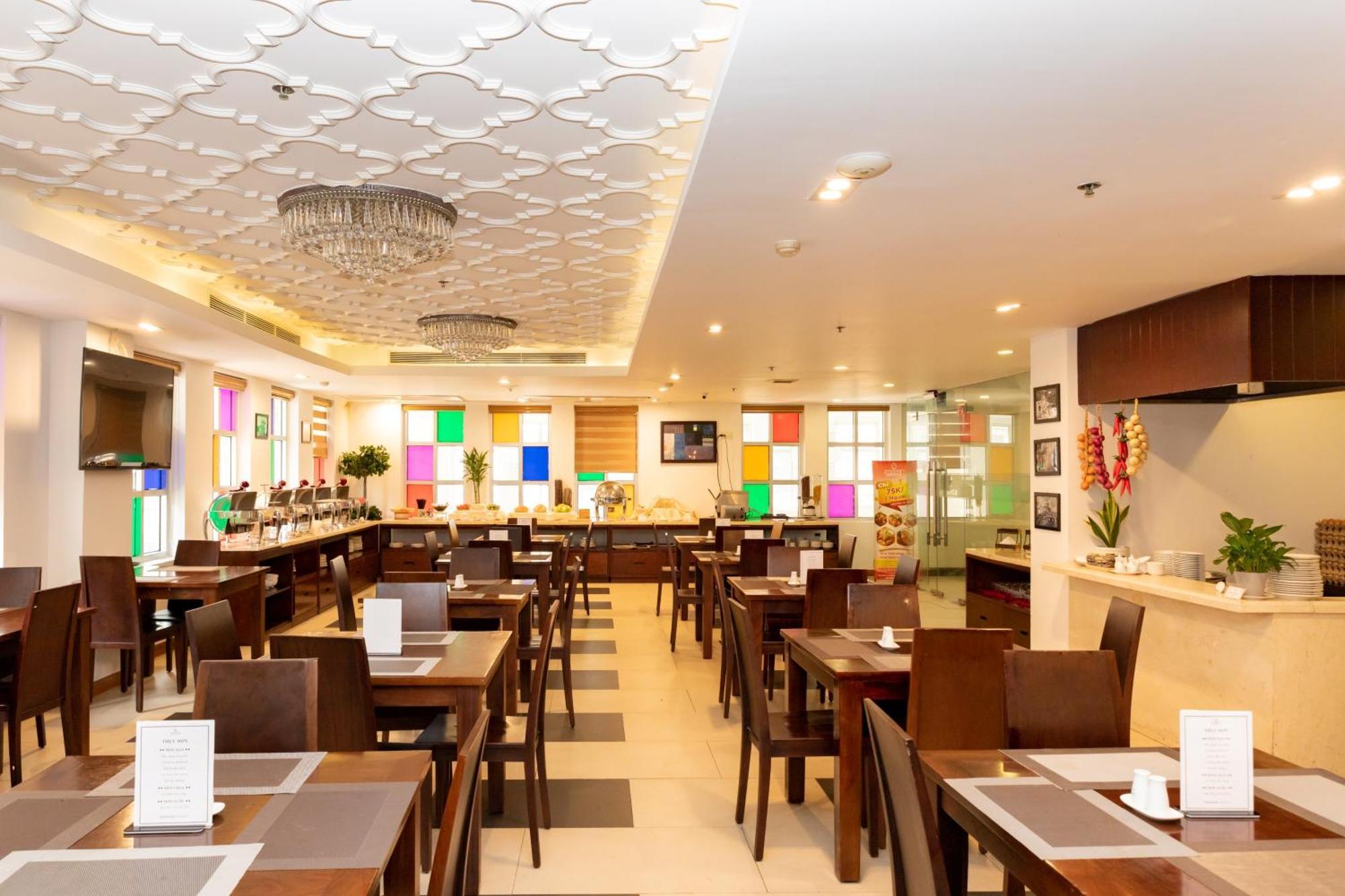 Sonnet Saigon Hotel Хошимин Екстериор снимка