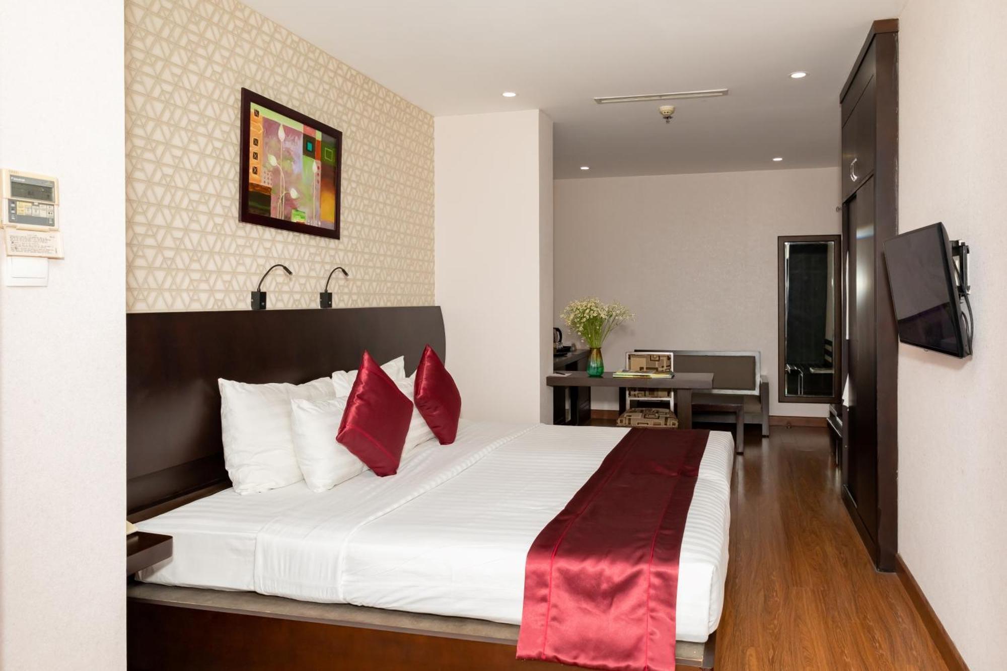 Sonnet Saigon Hotel Хошимин Екстериор снимка