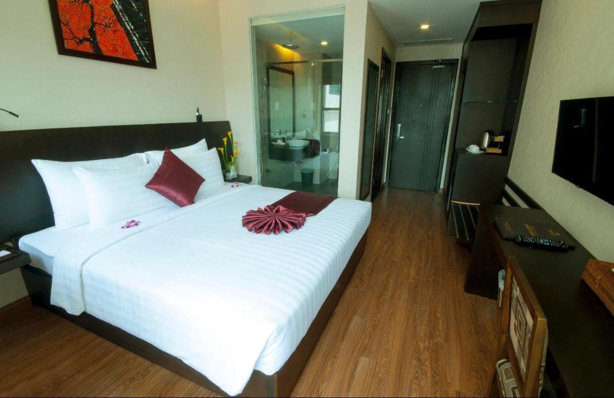 Sonnet Saigon Hotel Хошимин Екстериор снимка