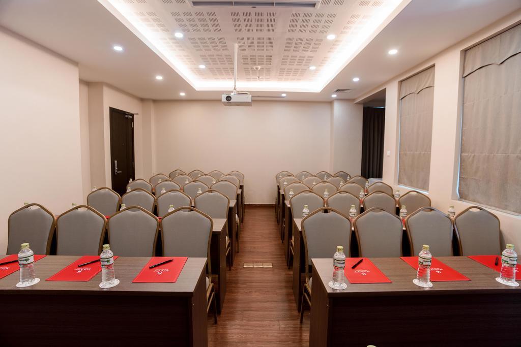 Sonnet Saigon Hotel Хошимин Екстериор снимка