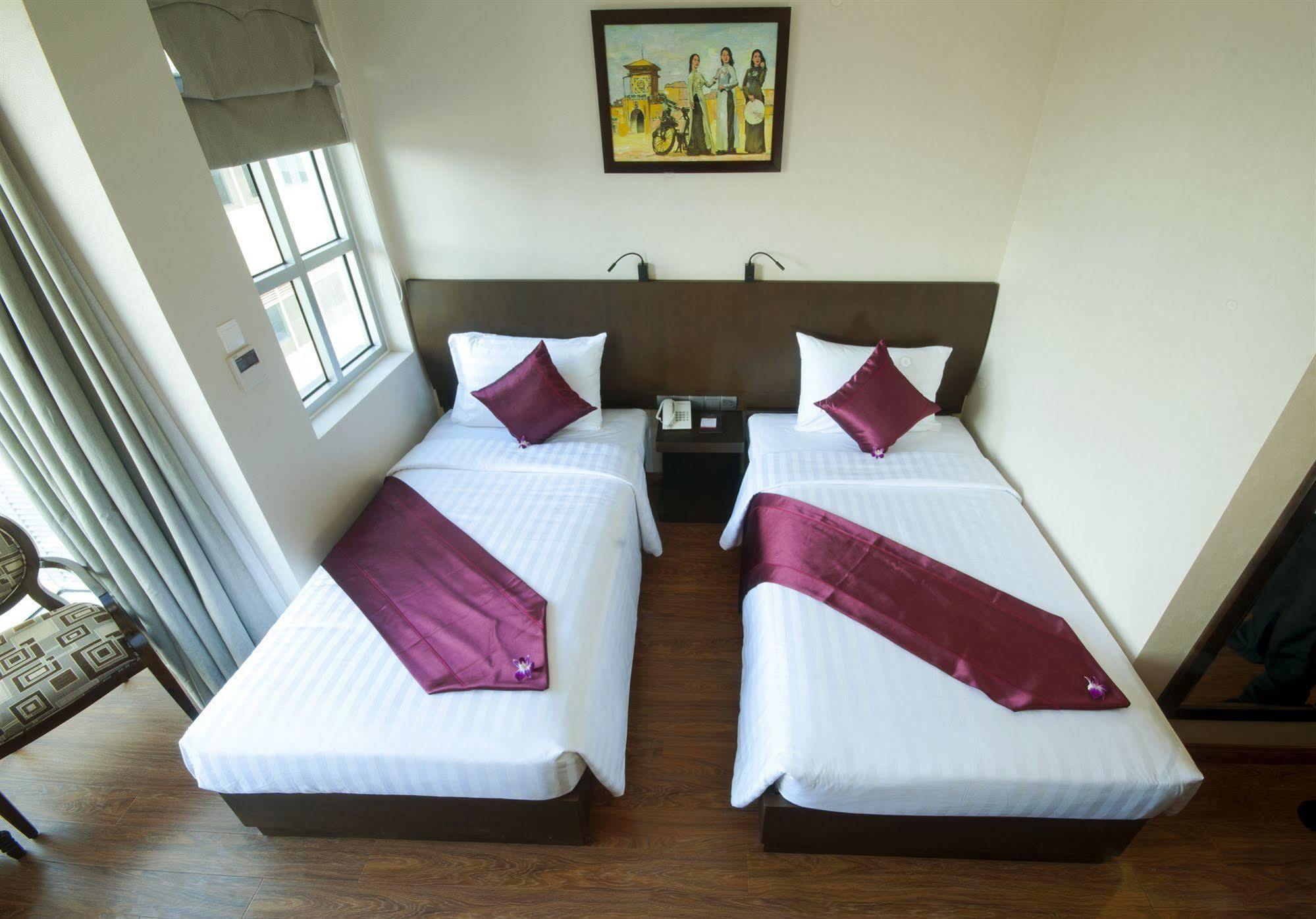 Sonnet Saigon Hotel Хошимин Екстериор снимка