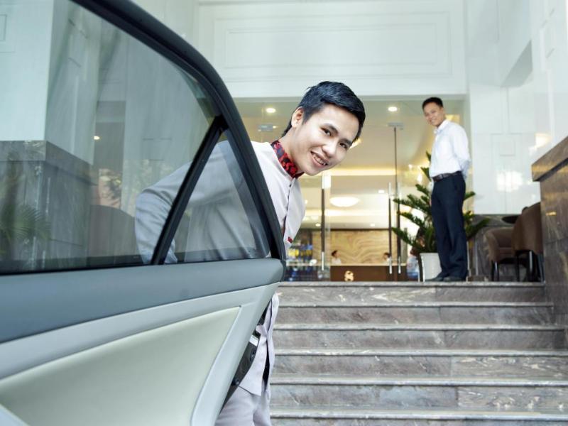 Sonnet Saigon Hotel Хошимин Екстериор снимка